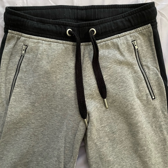 Reebok Moto Joggers - Picture 4 of 5